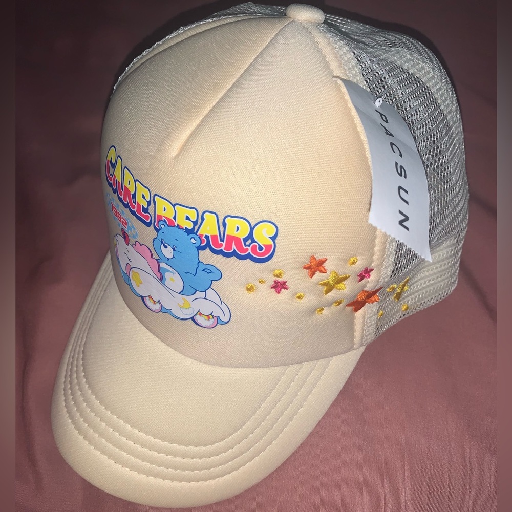 Beige PacSun hat